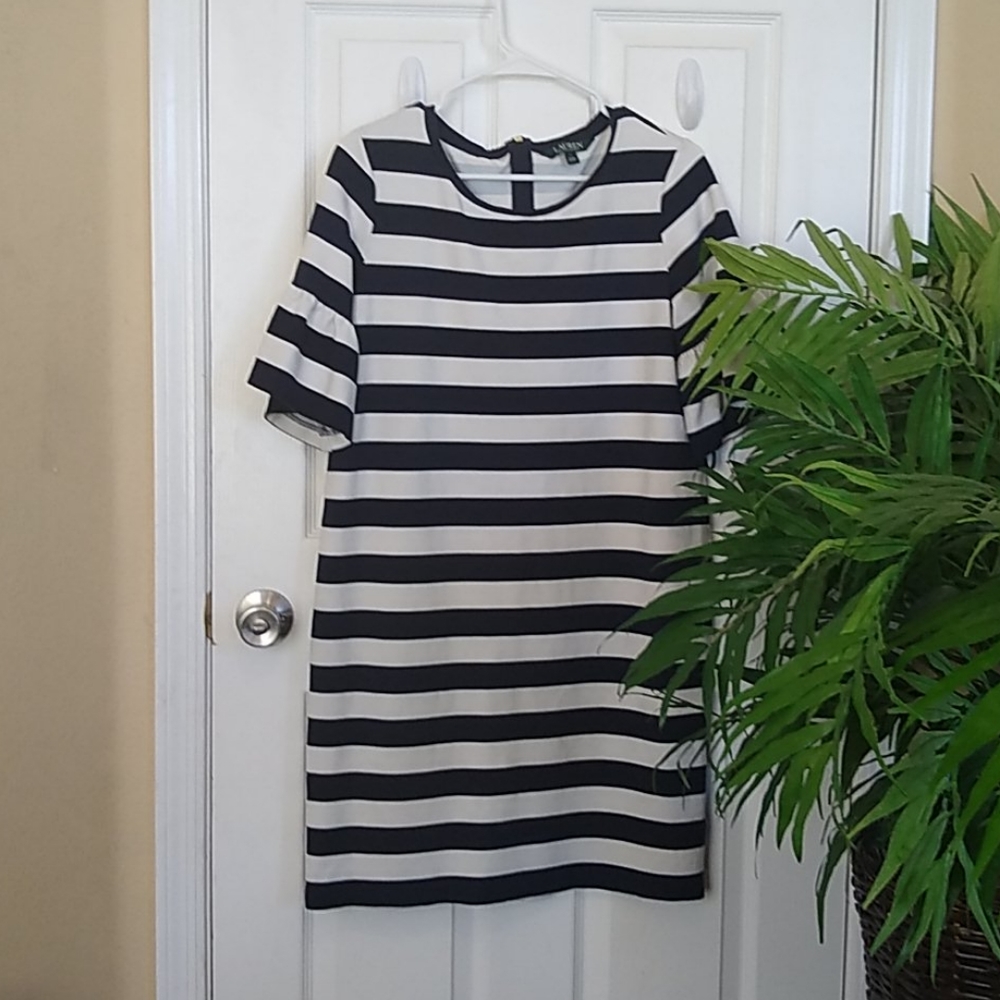 ✨💯✨Lauren Ralph Lauren Striped Dress